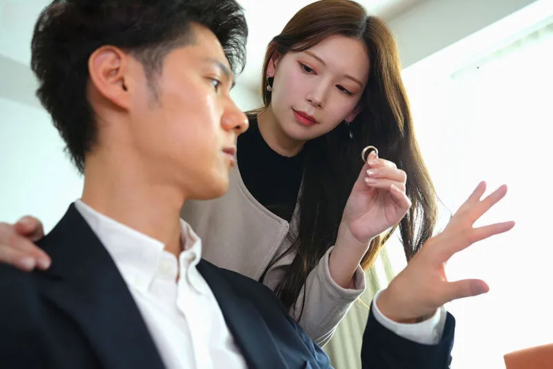 Vợ yêu đi đi chơi, anh xã ở nhà bị nhỏ em bà xã gạ trả bài không trượt phát nào